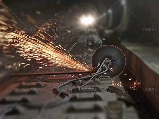 Concrete cutting with Electric Concrete cutting with Electric